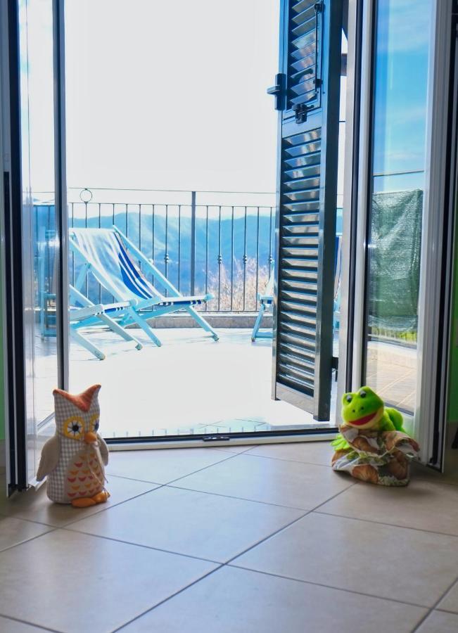 Casa Di Claudia Lägenhet Arnasco Exteriör bild